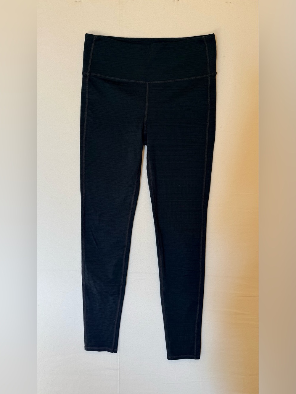 Athleta High Rise Jacquard Chaturanga Tight, Black/Blue Size Medium